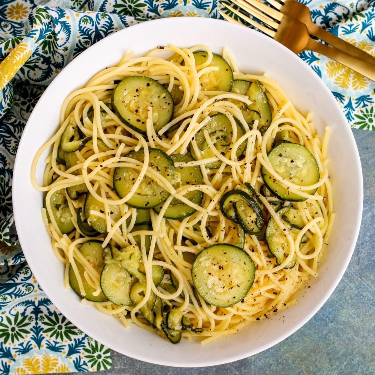 Bowl of spaghetti with zucchini