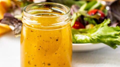 White Balsamic Vinaigrette Dressing (No Added Sweeteners) White Balsamic Vinaigrette Dressing (No Added Sweeteners)