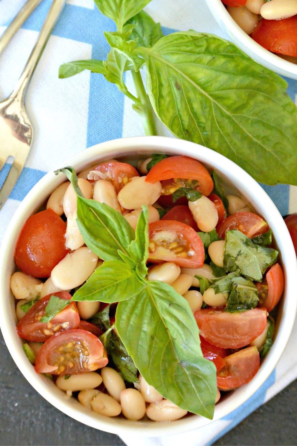 Close up overhead image of bowl of salad