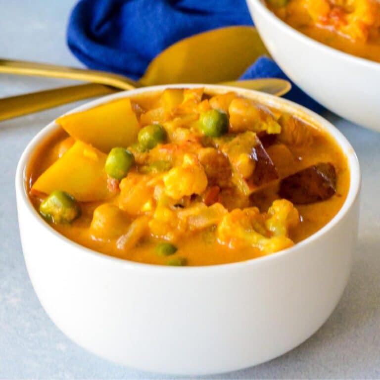 Vegan Cauliflower Chickpea Curry - Veggies Save The Day
