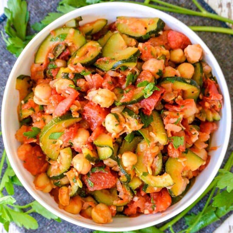 Stewed Zucchini and Tomatoes with Chickpeas Veggies Save The Day